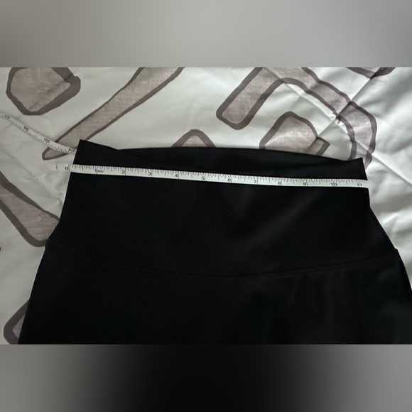 Brand new black leggings with striped mesh - Picture 6 of 6